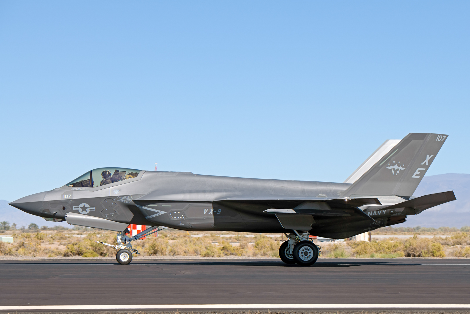 F-35C from VX-9/Vampires at NAWS China Lake and this immaculate Lightning II was flying in the current Top Gun class.