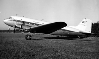 WB C 47 ZS CAI Leith Paxton 320