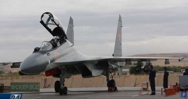 Kazakhstan KazakhAF Su30SM 640