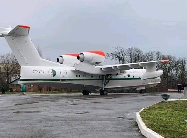 Algeria FAA Be 200ES via Algerian Armed Forces 640